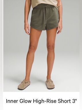 Inner Glow High-Rise Short — Army Green